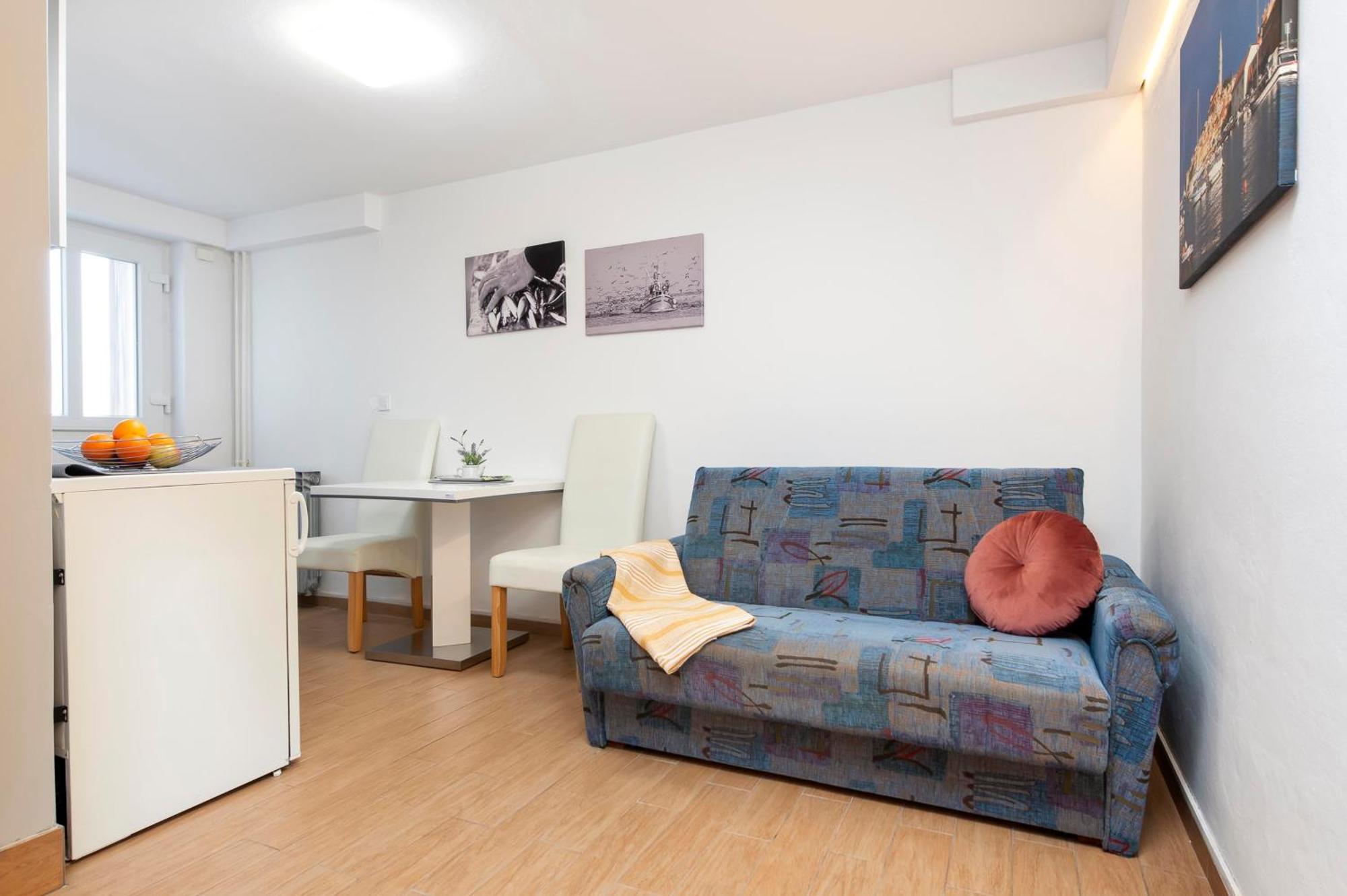 Apartments And Room Silvana Rovinj Ngoại thất bức ảnh