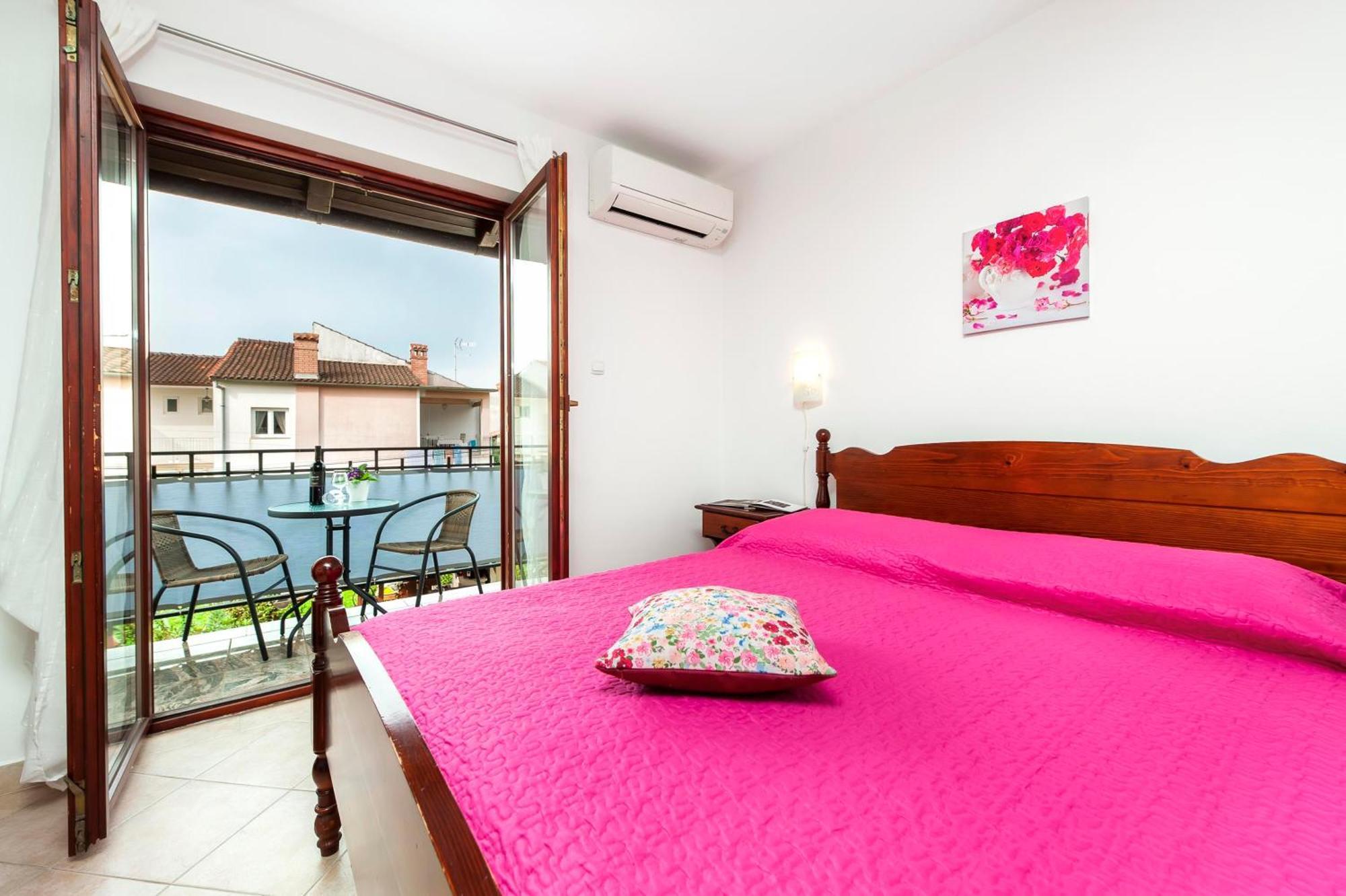 Apartments And Room Silvana Rovinj Ngoại thất bức ảnh