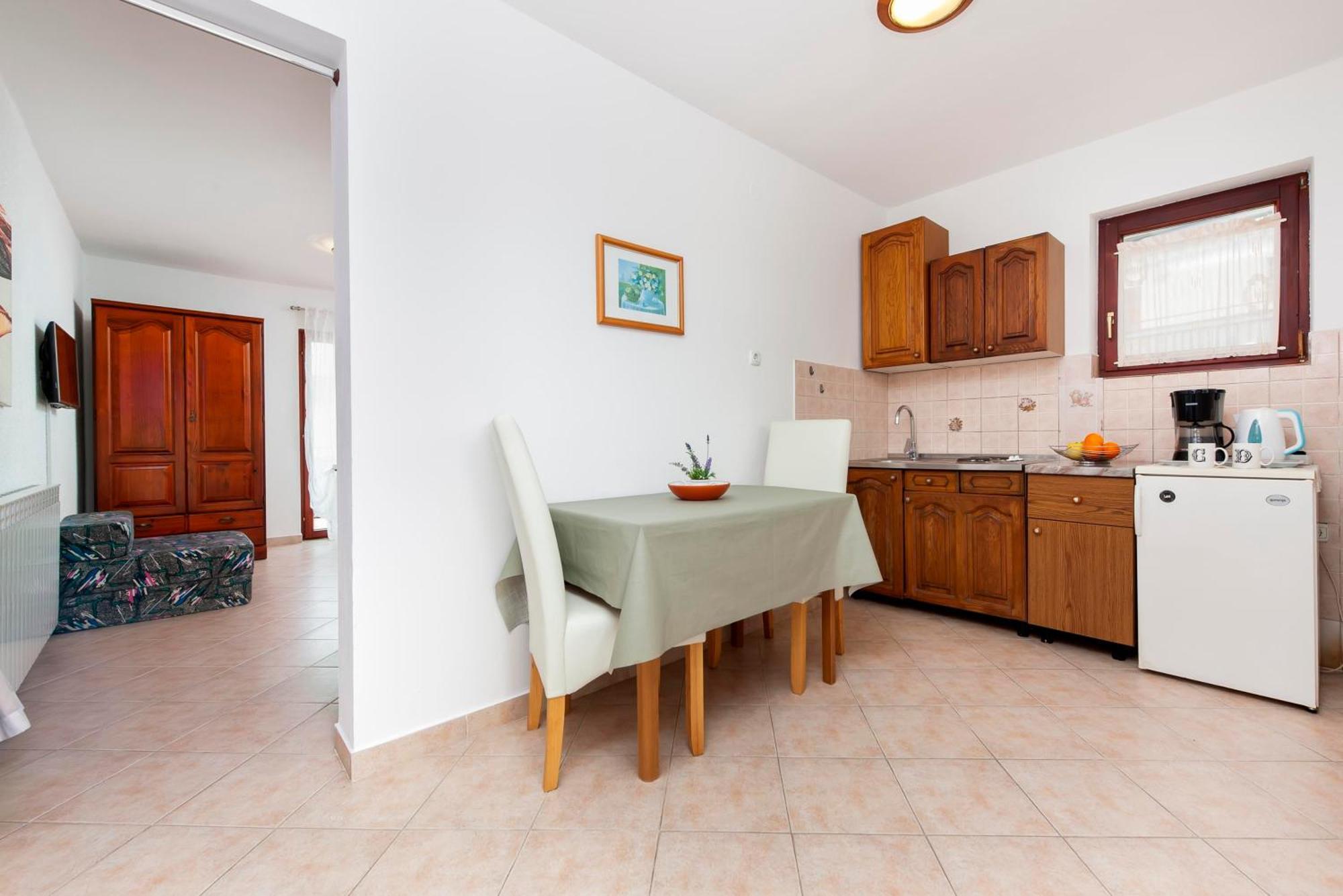 Apartments And Room Silvana Rovinj Ngoại thất bức ảnh