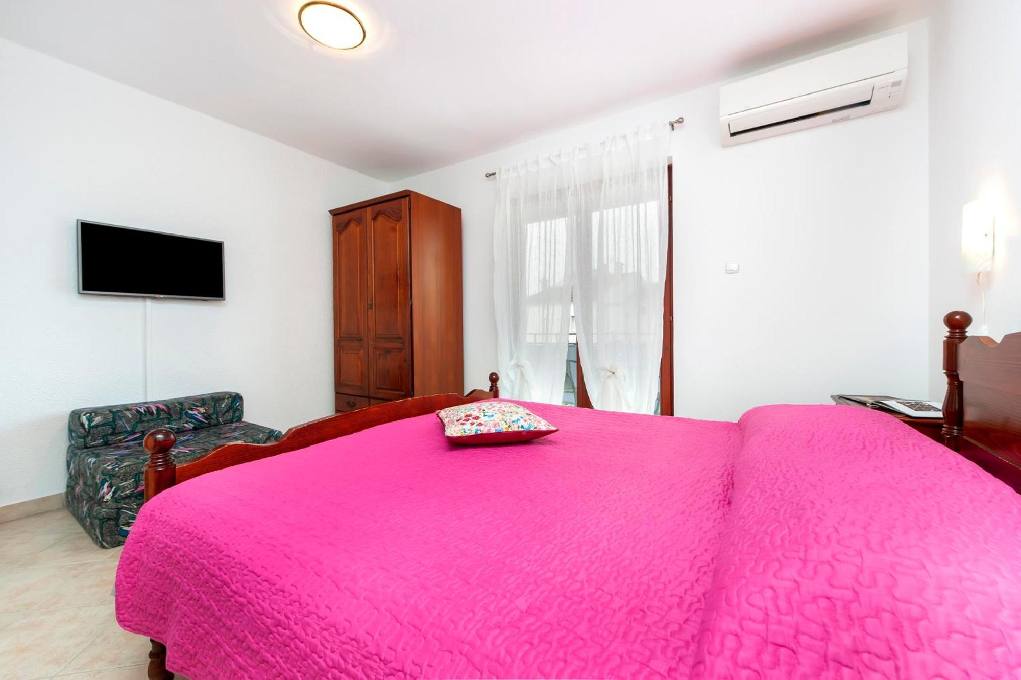 Apartments And Room Silvana Rovinj Phòng bức ảnh